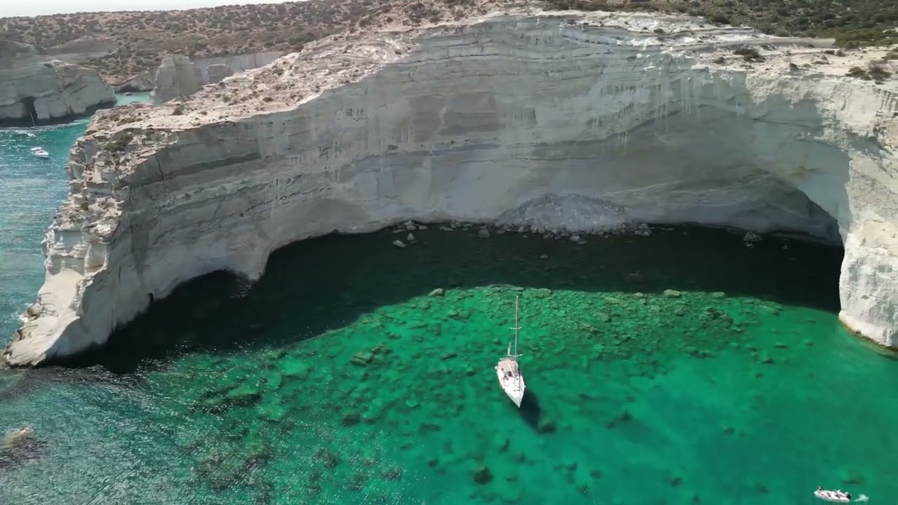 Greek Island 4K Video: Relaxing seascapes and island views.