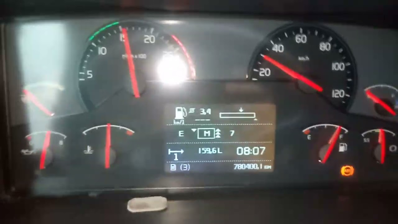 Descendo serra usando o freio motor FH 460