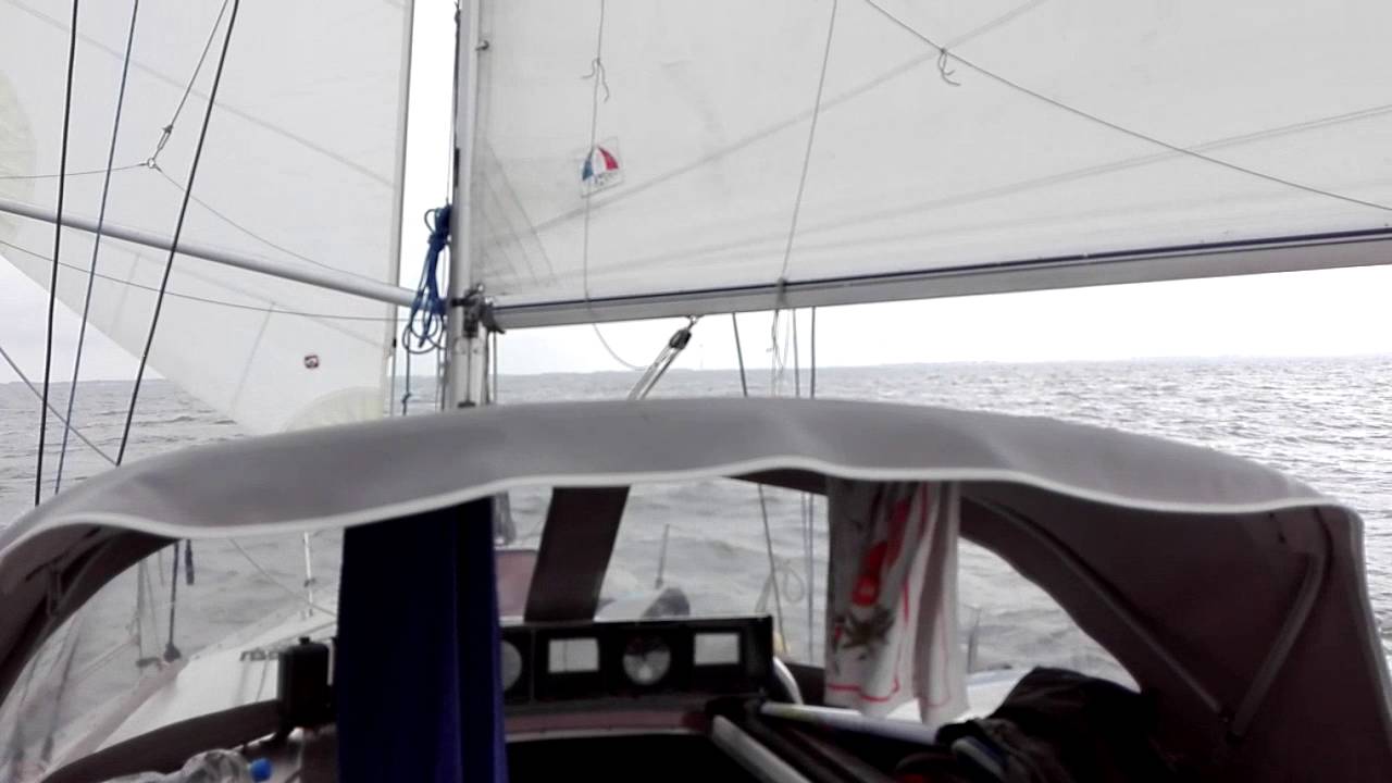 SUN DREAM28 auf dem Weg von Lelystsdad nach Urk vorm Wind