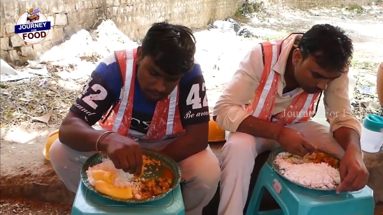 Cheapest RoadSide Unlimited Meals | Indian Street Food | #Journey for food #Vegmeals #NonVegMeals