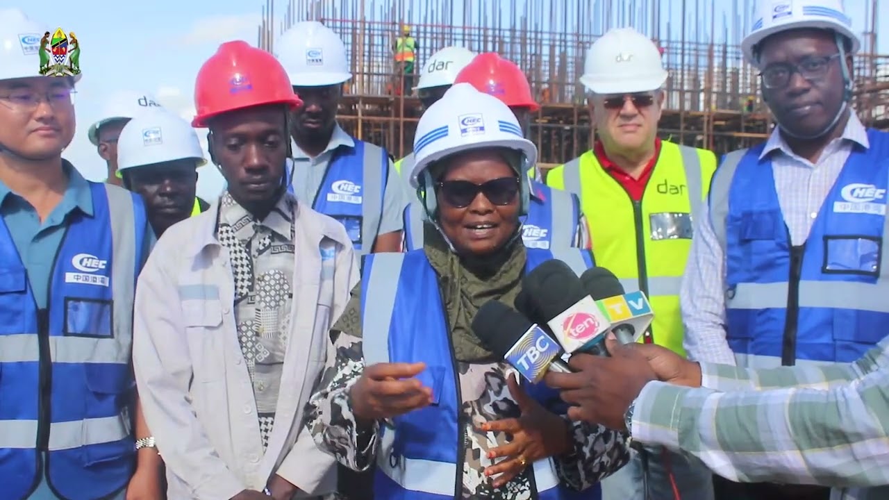 UJENZI WA BANDARI YA UVUVI  YA KISASA KILWA WAFIKIA 75% RC LINDI APONGEZA  KASI YA UJENZI.