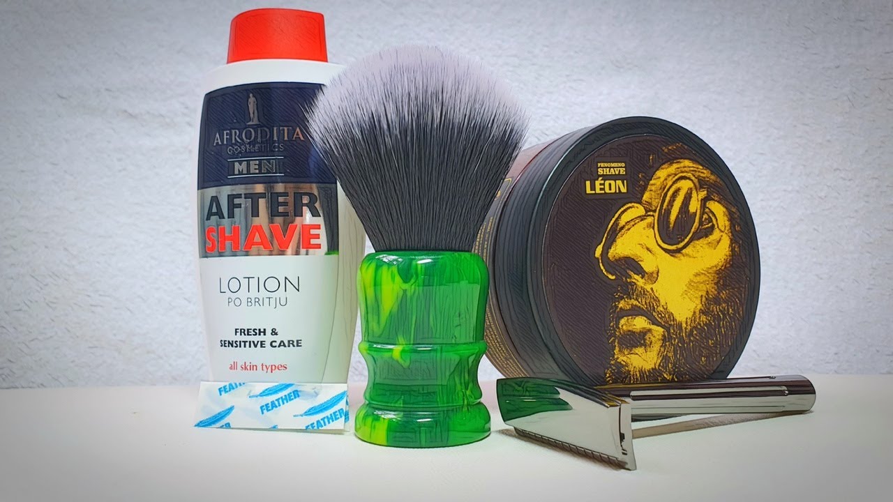 Бритьё. Мыло Fenomeno LEON, станок Yaqi Katana, помазок DS cosmetic, Feather, лосьон Afrodita