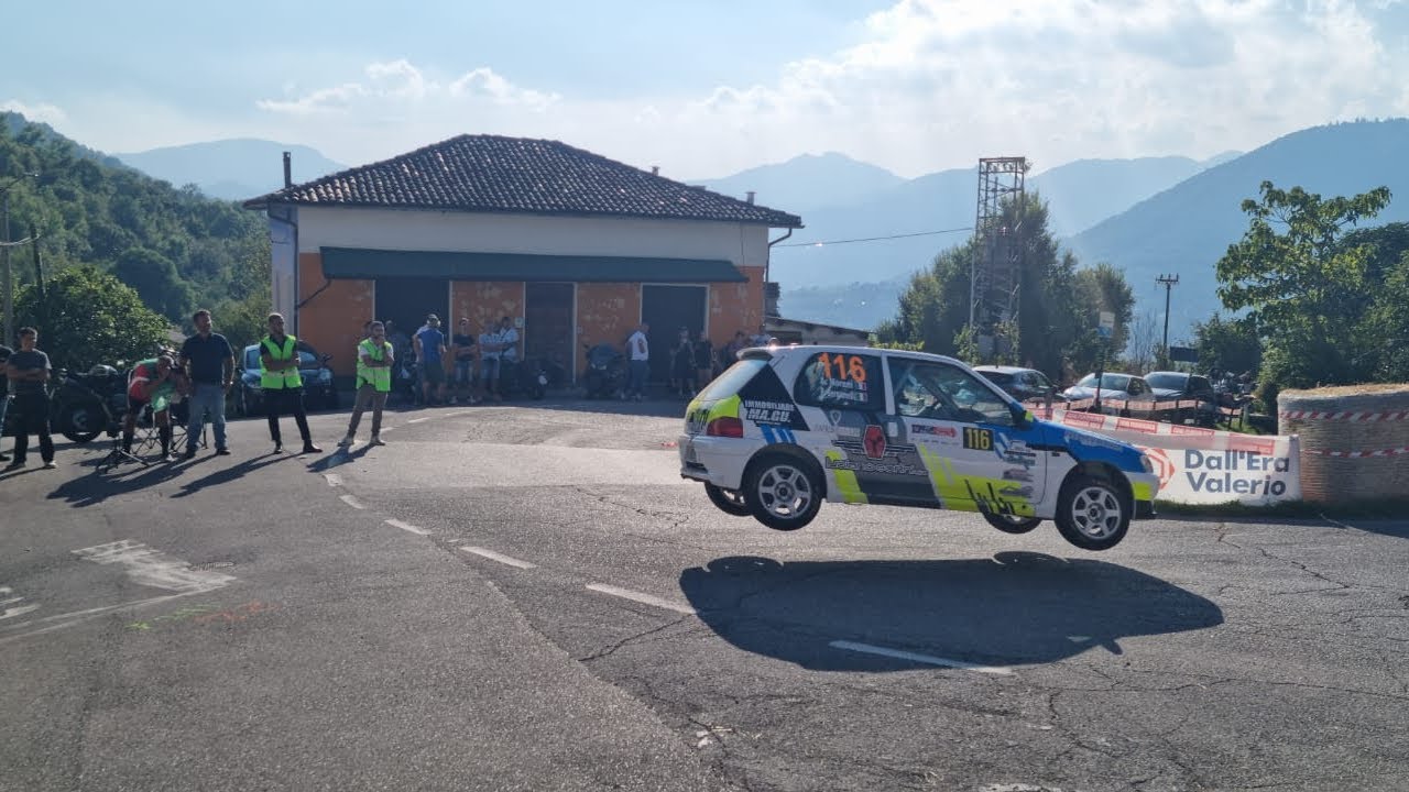 Rally Mille Miglia 2025 - Controllo timbro a Manerba del Garda