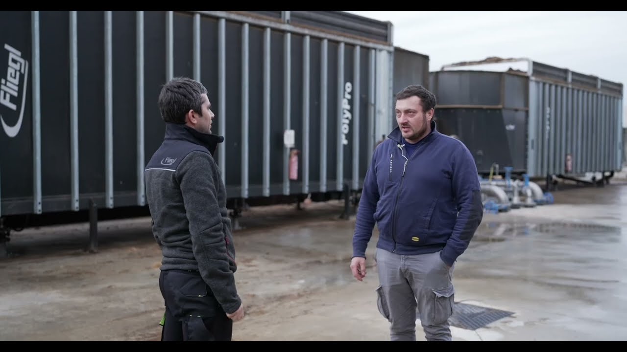#Fliegl Vorratsbehälter PolyPro mit bewährtem Fliegl Abschiebesystem #Biogas Dosieren #biomasse
