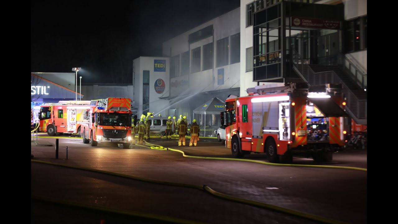 230102-Brand Einkaufszentrum Hannover W&uuml;lfel