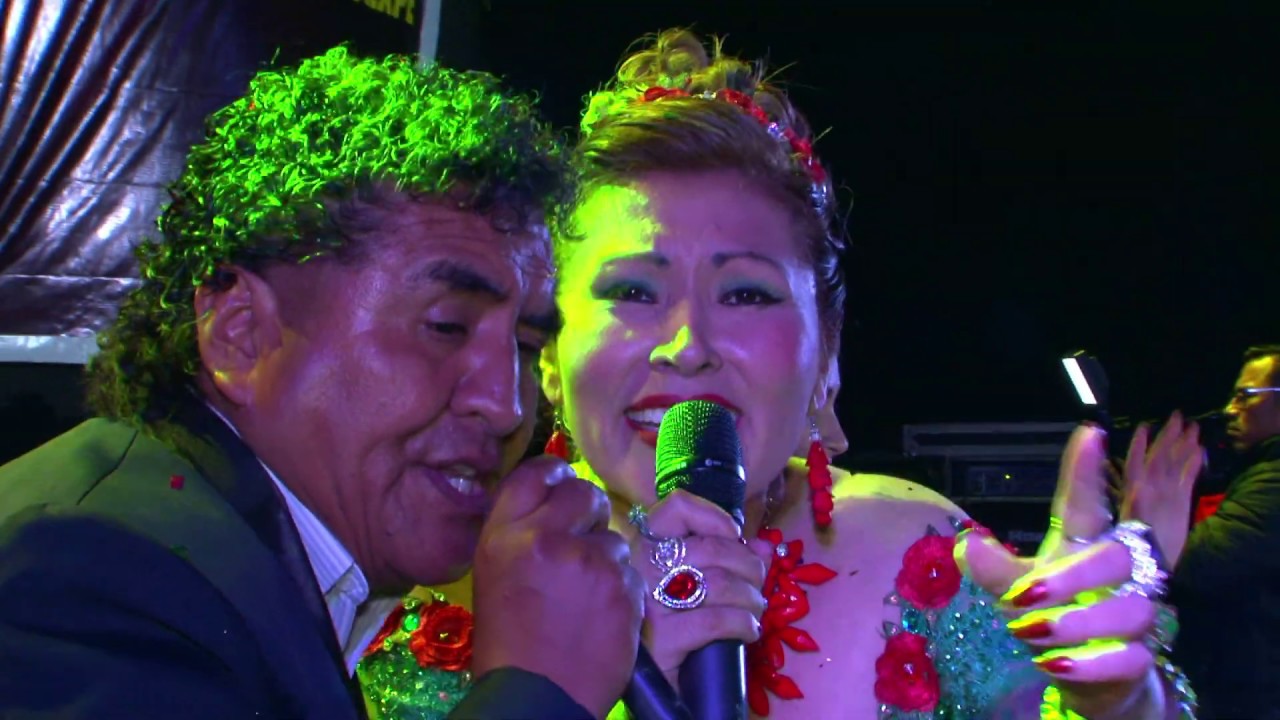 GLORIA SÁNCHEZ  MIX - ENTRE LICOR Y LICOR  © 2019