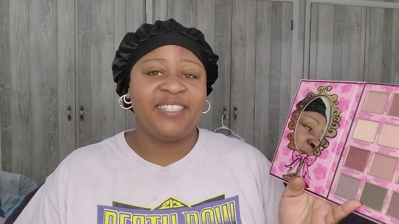 Rainbow and Marshalls haul + my first red pixie cut wig
