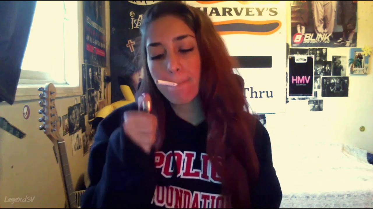 Cute Power Smoker, more strong exhales