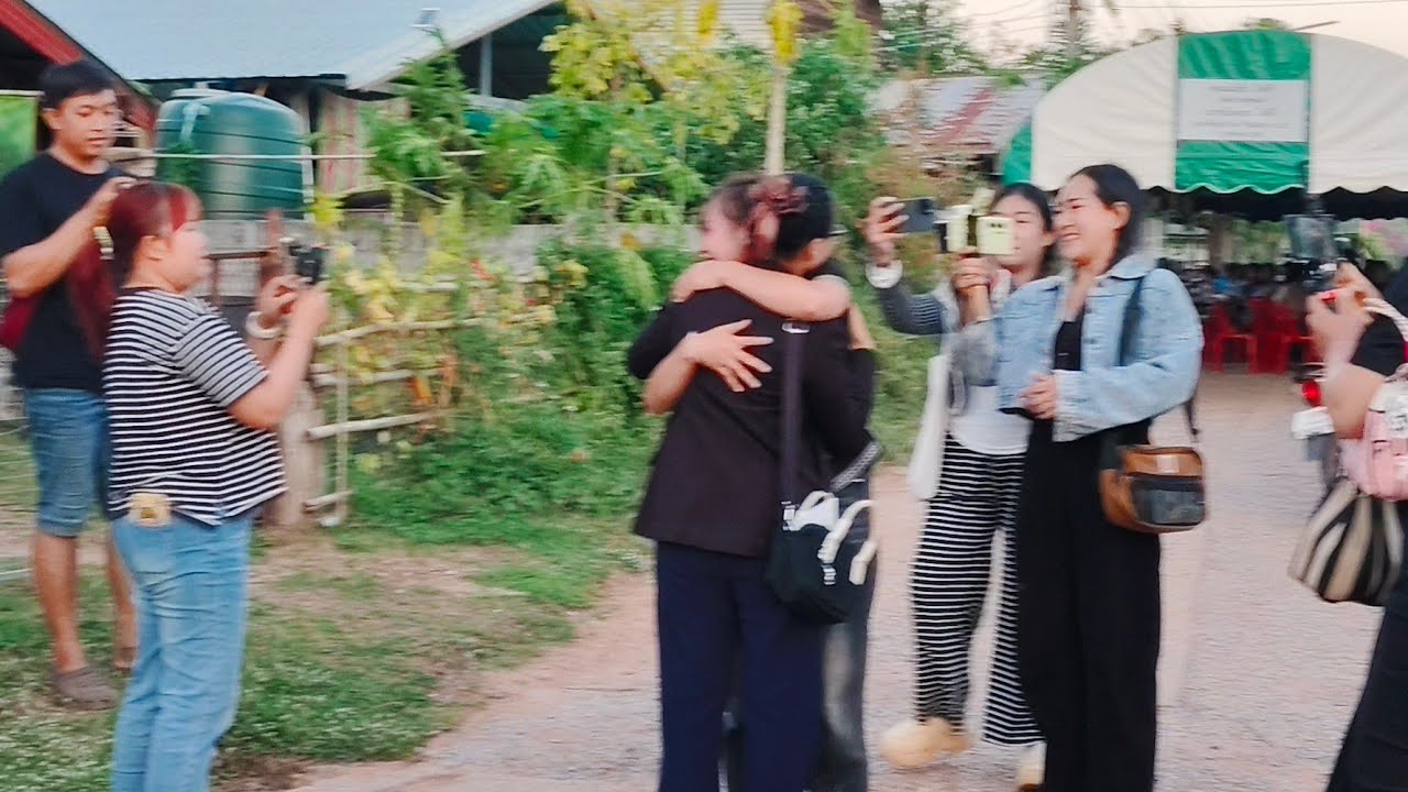 มางานขาวดำ  แม่น้องแพรสร้างบ้านพญานาคจากไปยังกะทันหัน