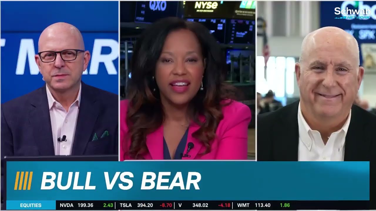 Bull v. Bear: What's Next for AAPL After Signing $30B AVGO Deal?