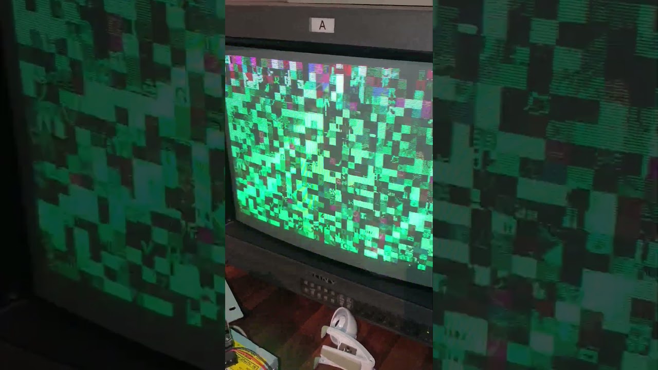 SNK MVS MV2F - garbled graphics