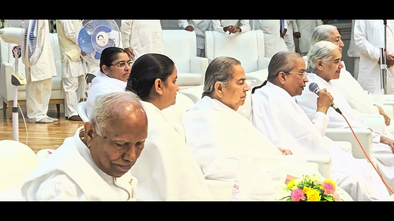 8 March 2026 बाबा की मुरली के  पश्चात आदरणीय  दीदीजी ने   दी शुभकामनाएं 