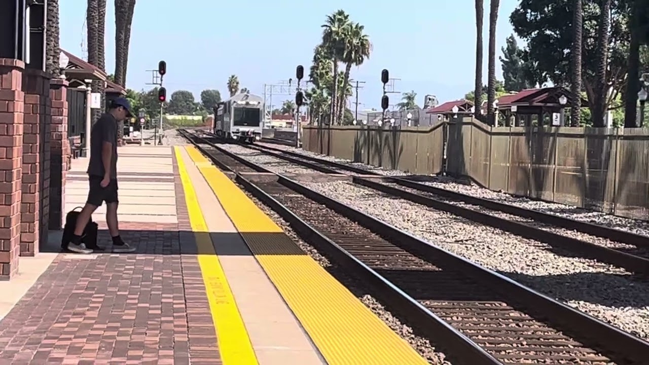 BNSF TRACK GEOMETRY TRAIN! At Fullerton