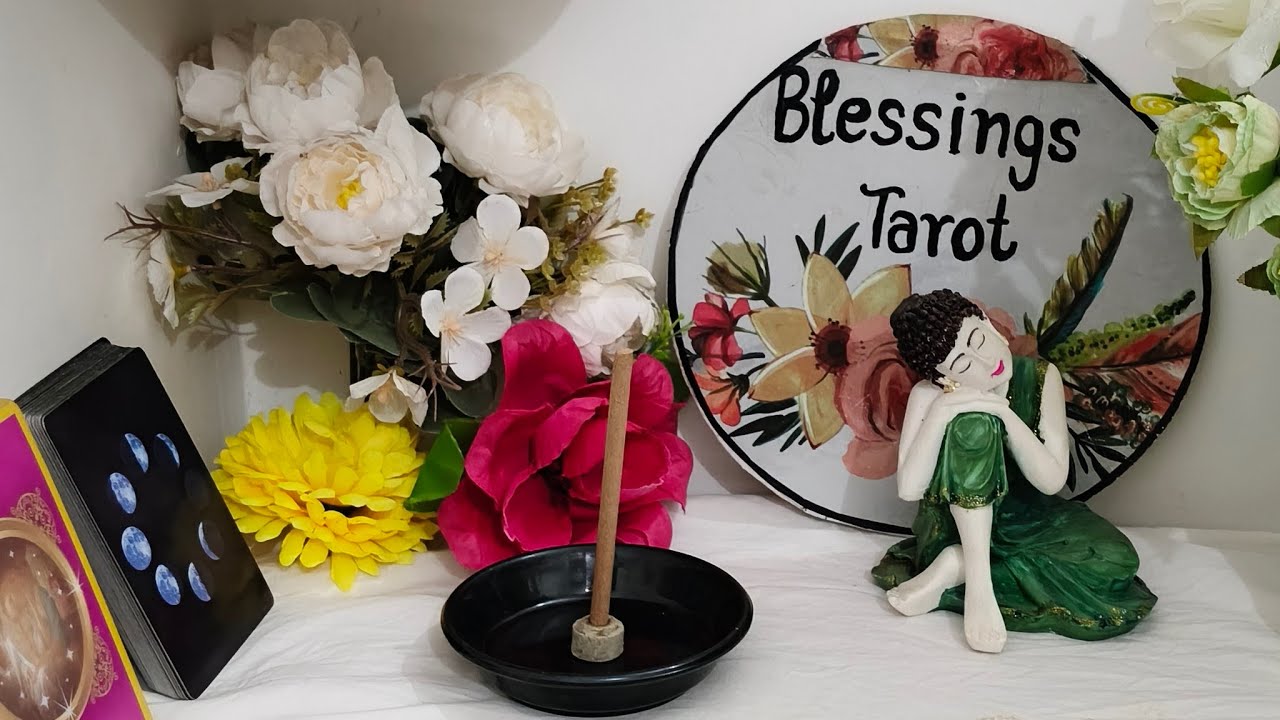 Blessings tarot  is live👉 🔴 LIVE 🔮 YES / NO Tarot Reading | आपका सवाल – सीधा जवाब! 💖 अभी पूछें!