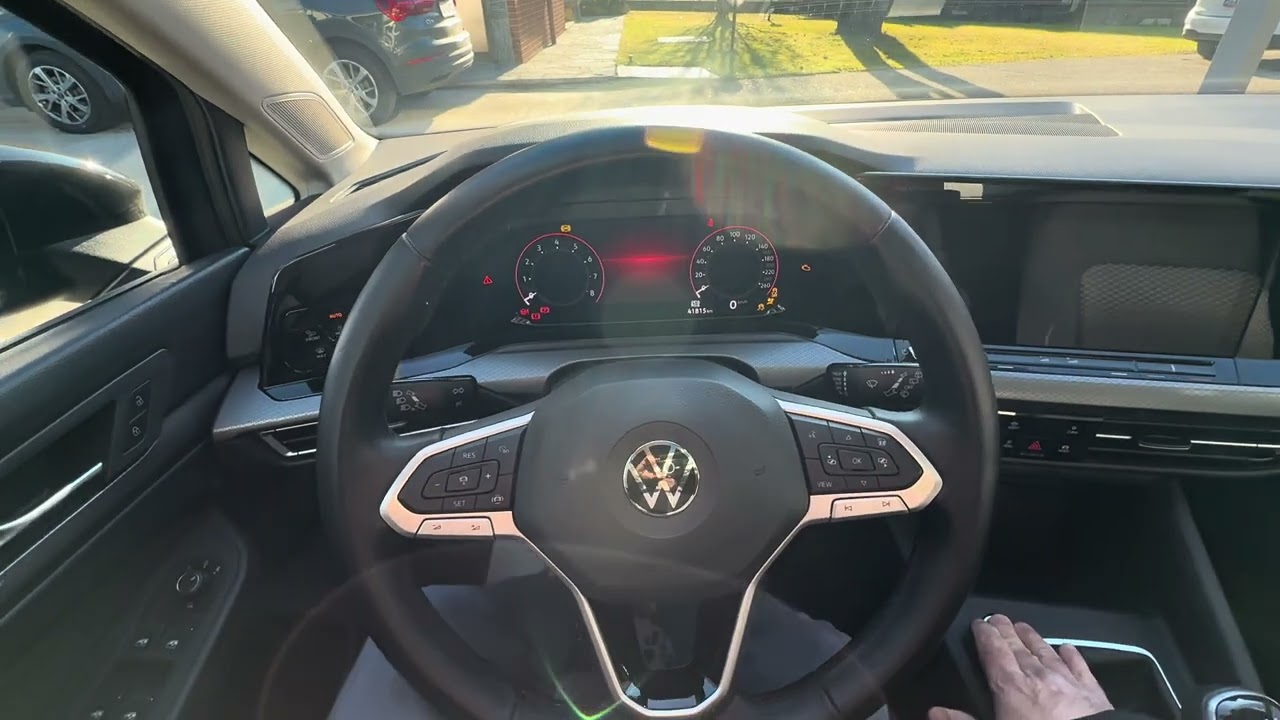 Volkswagen Golf 8 1.5 Tsi 130 cv Active Perfetta