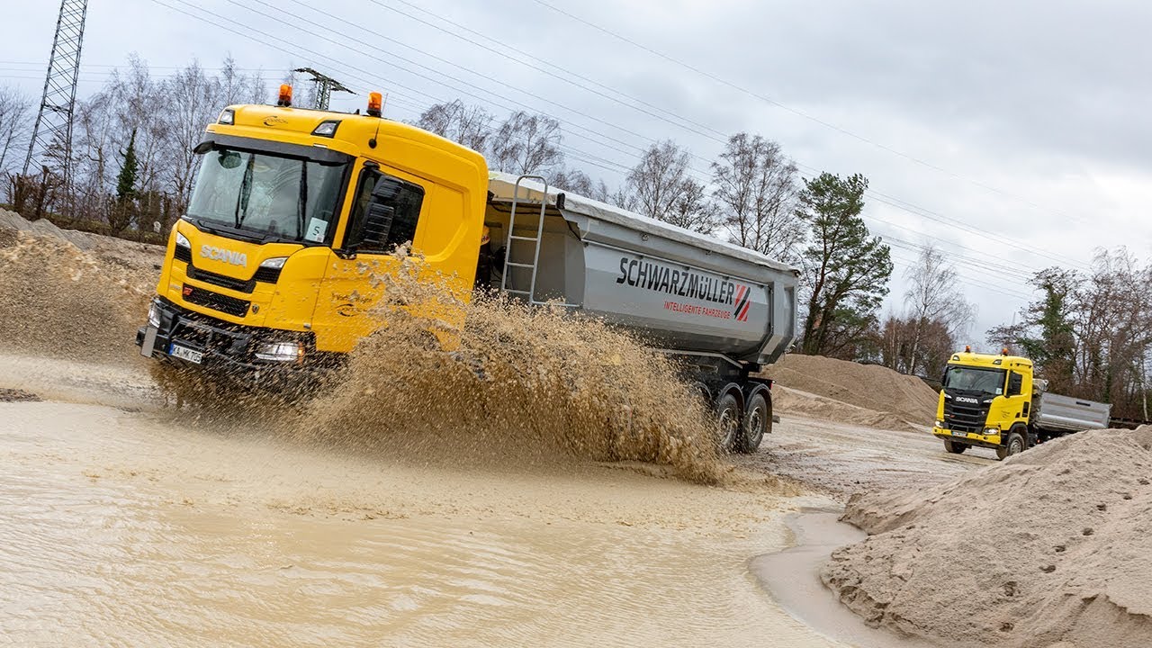 Scania XT Bau-Sattelzugmaschine mit SAF TRAK-Trailerachse