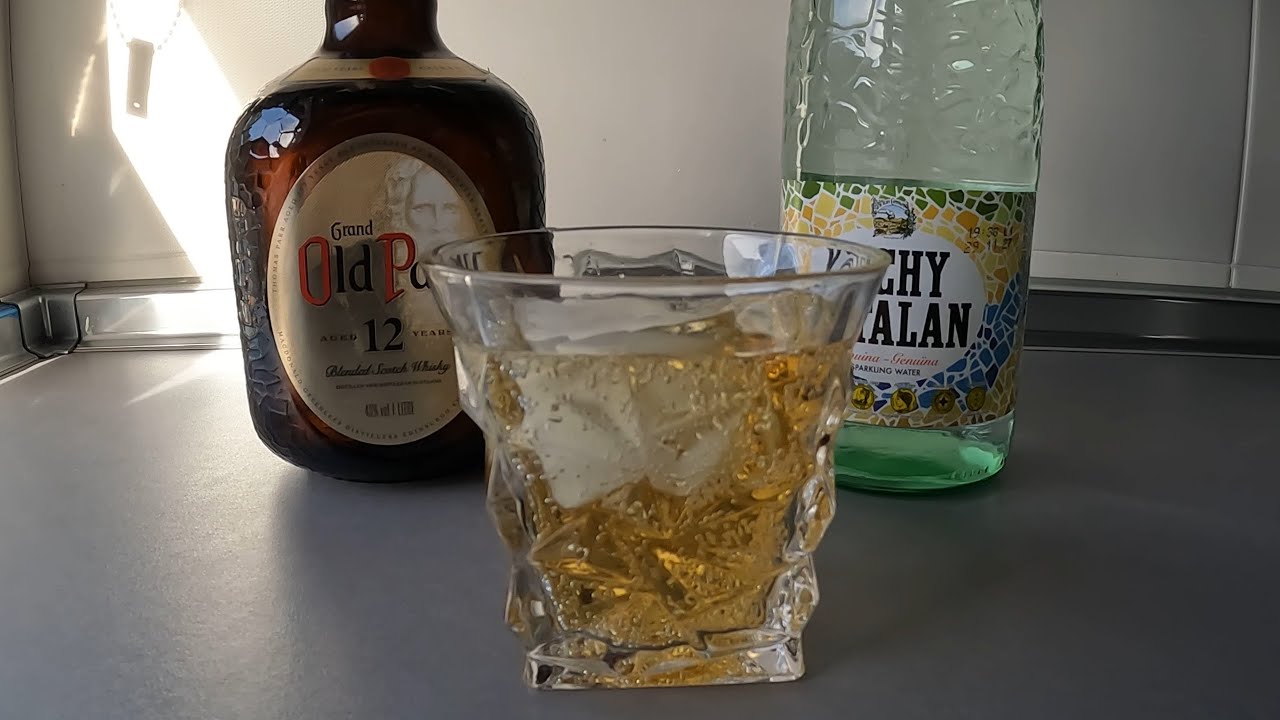 Old Parr 12 Scotch Whisky and Soda
