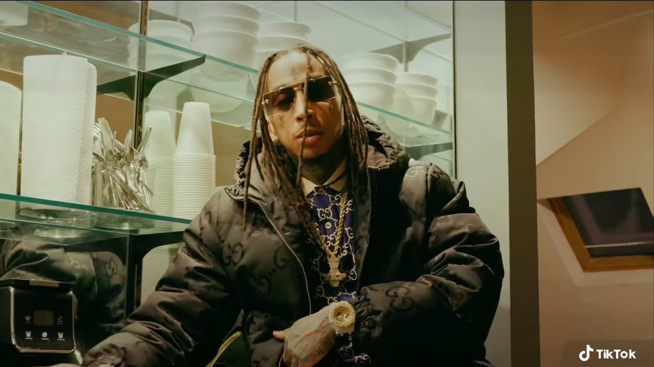 Santana Blanco - Regular Shit
