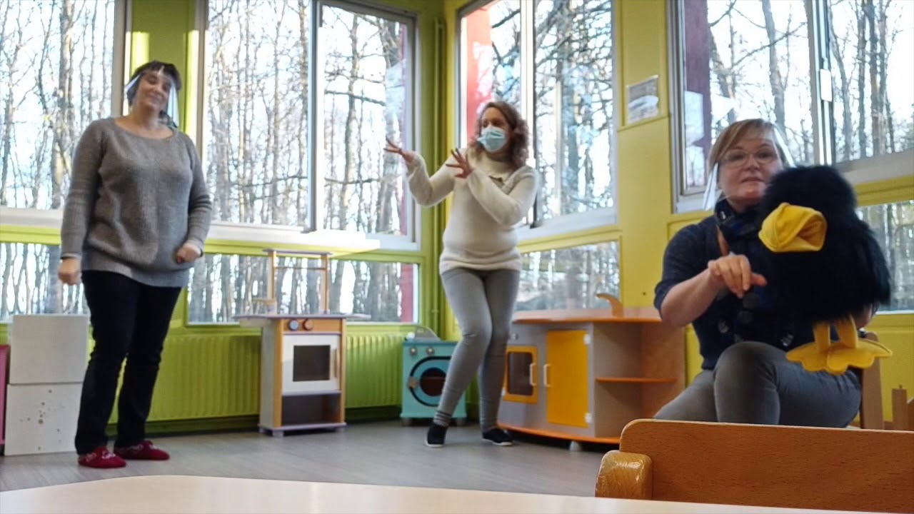Les ateliers d'éveil du Relais Assistant(e)s Maternel(le)s : A la chasse à l'ours #21