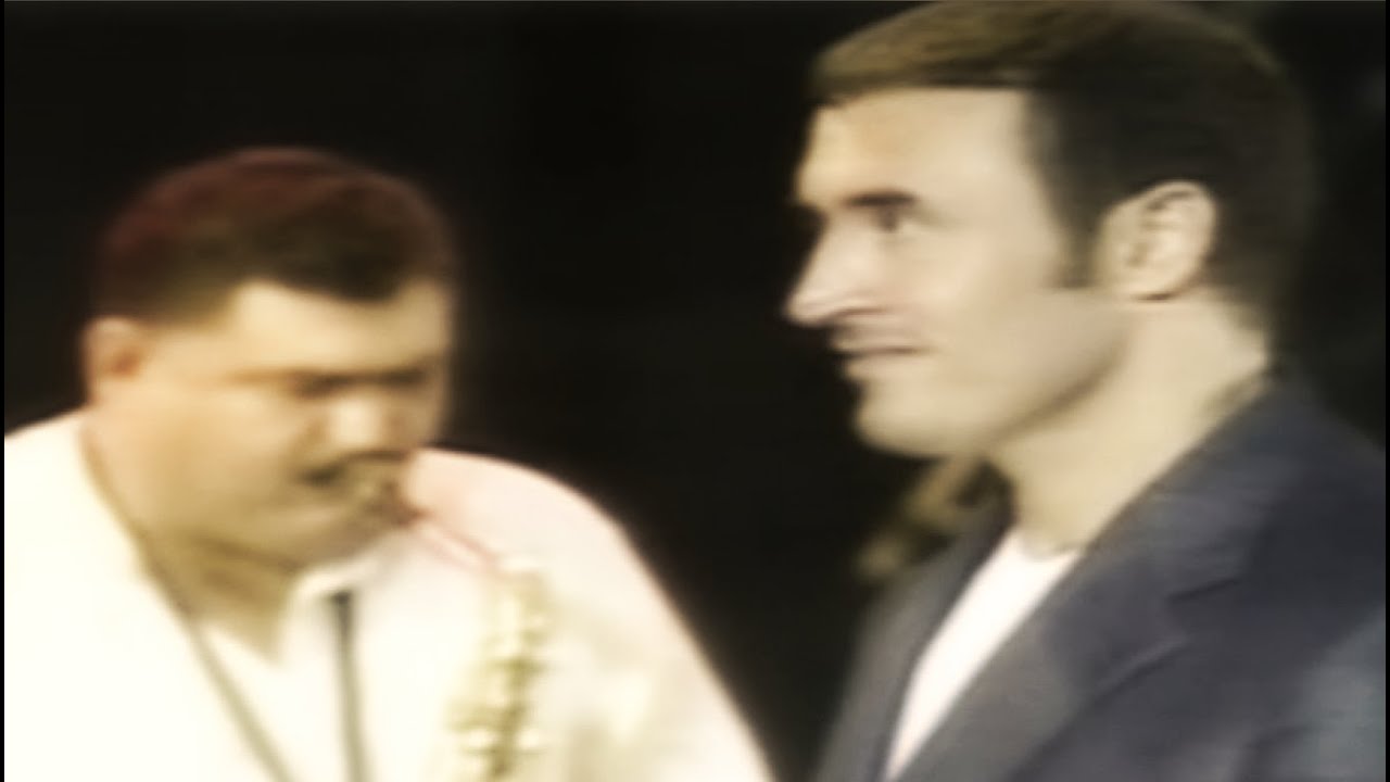 القيصر كاظم الساهر / لا تتنهد ، من اجمل المرات التي غناها  القيصر ع المسرح ، حفلة مارينا 2001 ~