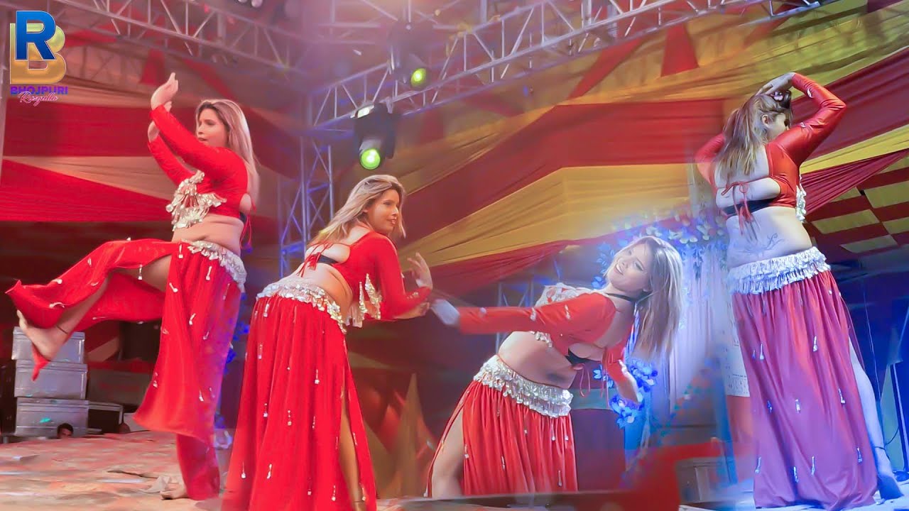 #viralgirl #dance // Helan Ka Hila Dene Wala Dance // Udan Baaj // Shobha Samrat Theatre Video