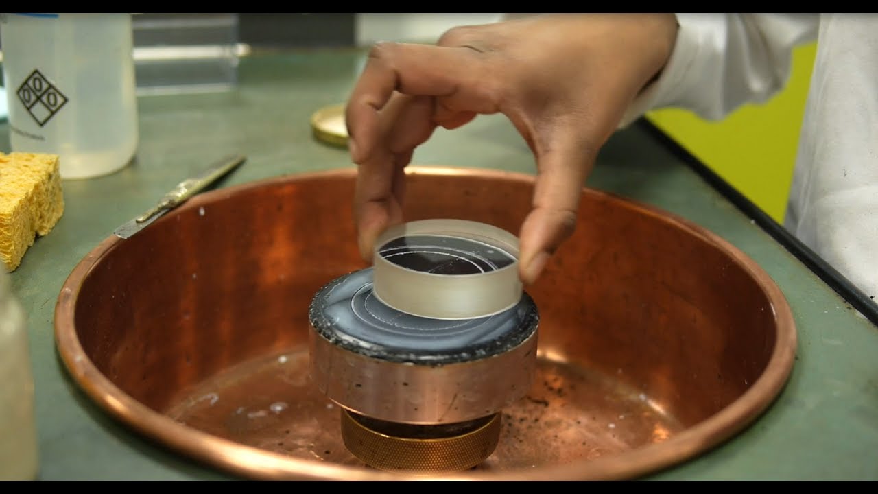 Atelier d'Optique - Ep. 1 : Le travail du verre