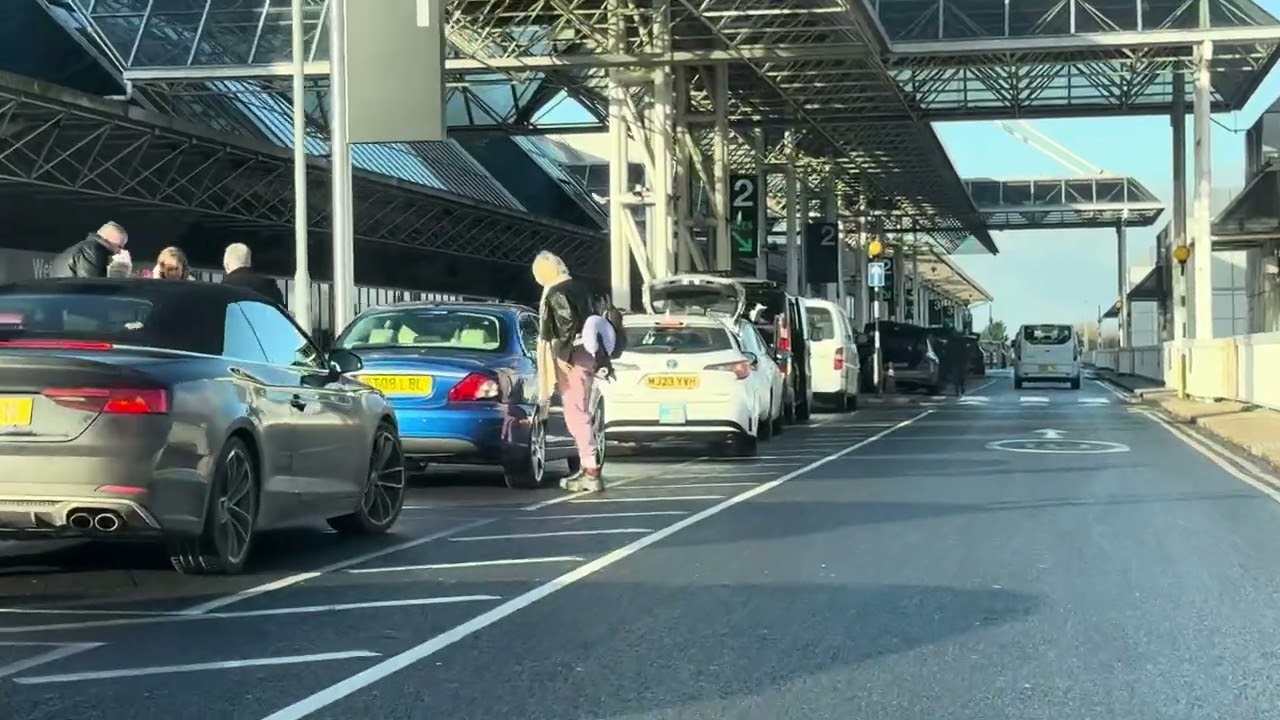 Manchester Airport Drop Off T2 is Not Free Anymore 5mins-£5