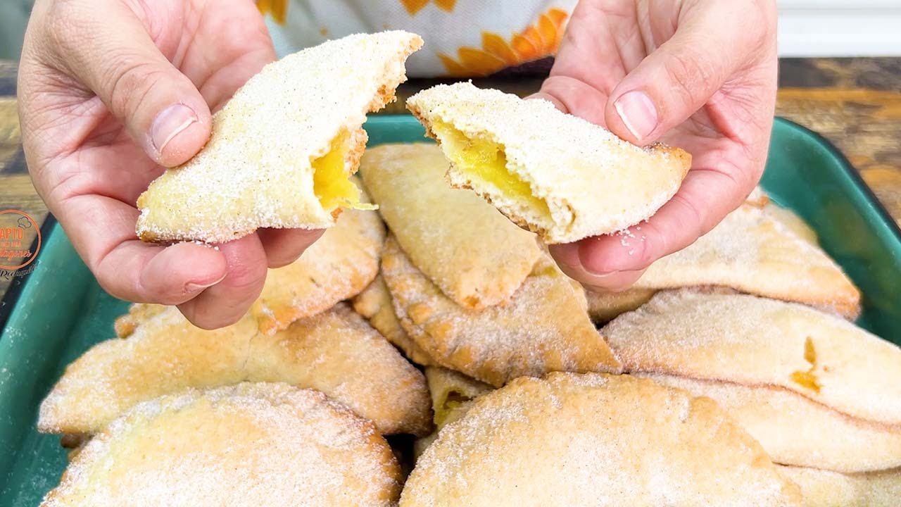 🍍👉🏻EMPANADAS DE PIÑA *truco para que no se salga el relleno* con pocos ingredientes para **VENDER**💰