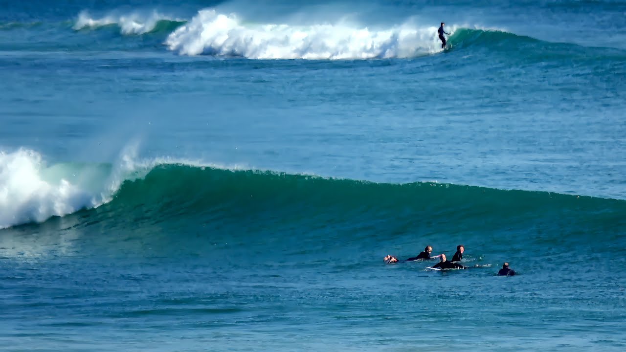 Groundswell and straight offshores make a great combo