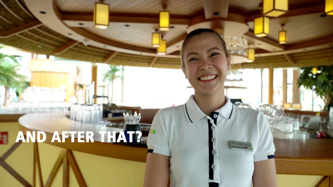 Bar Waitress - Maria - AIDA Cruise
