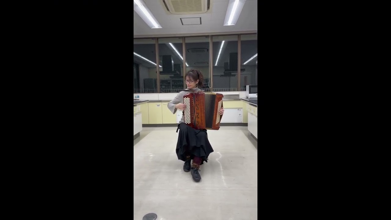 Style Musette 〜Victria POETA〜 薫アコーディオン