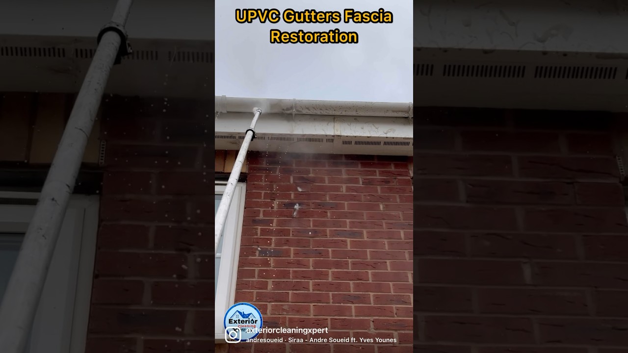 Cleaning the upvc gutters ✨✨✨ #pressurewashing #guttercleaning #exteriorcleaning