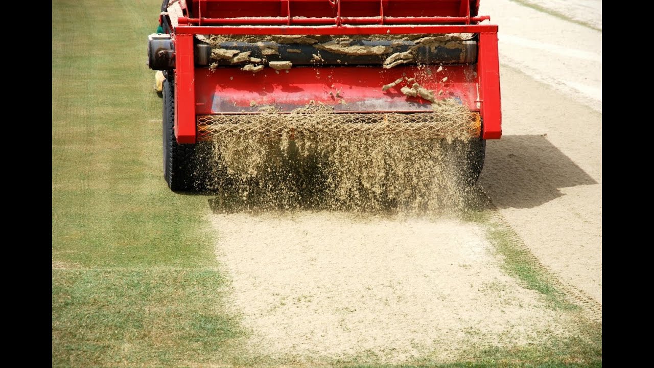 Chiodatura John deere aercore 1000 putting green golf