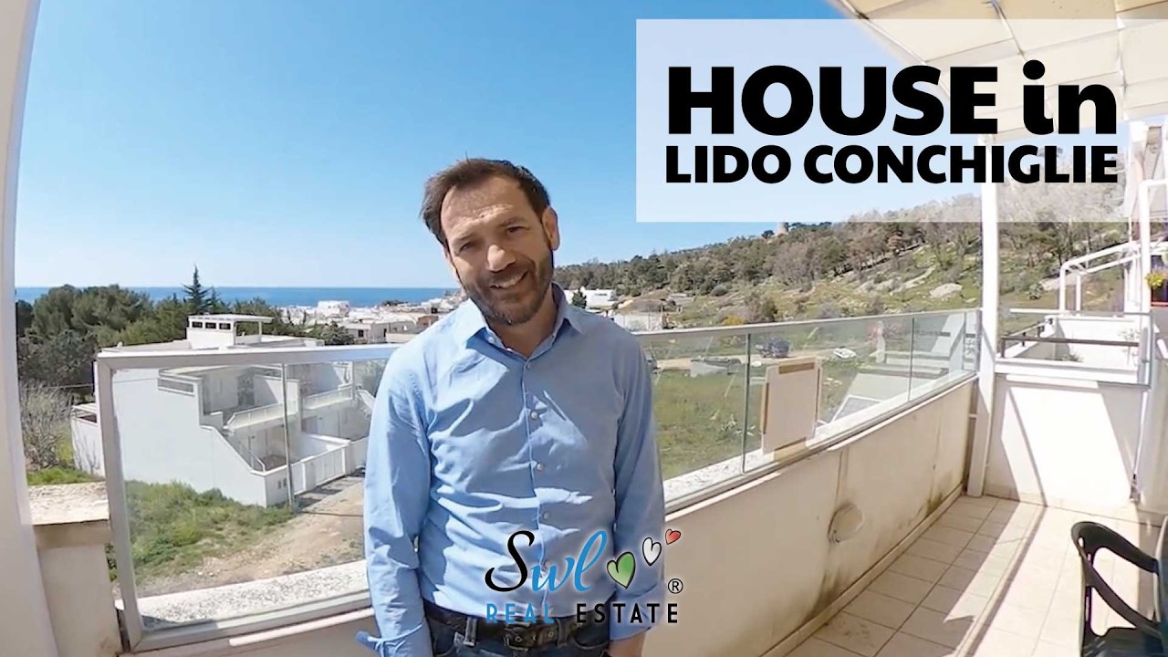 Walk through the  house in Lido Conchiglie, Salento by Davide Mengoli