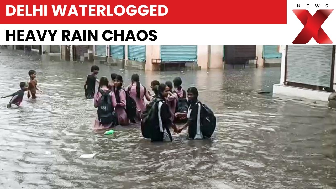 Delhi Rain: Severe Waterlogging Near Central Secretariat Metro Station