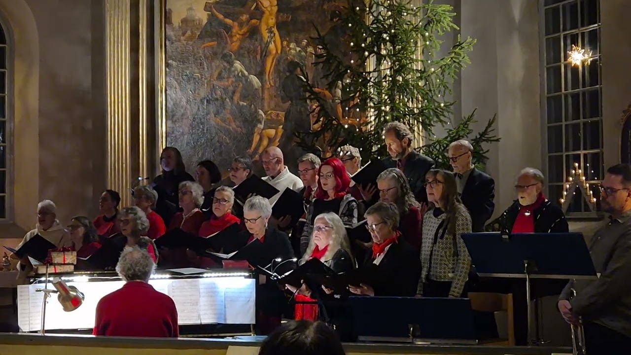 Midnattsmässa i Hycklinge kyrka 2025. Oh, helga natt.