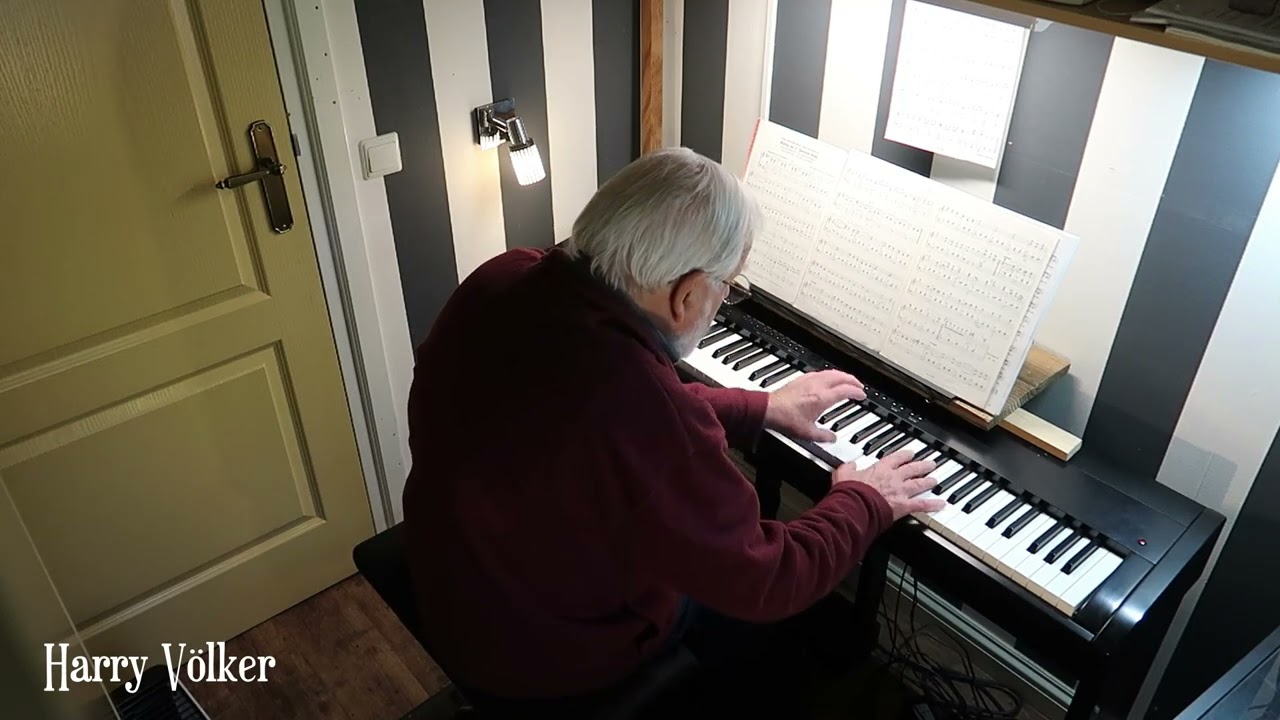 André Rieu - Second Waltz - Sjostakowitsj - piano - Harry Völker