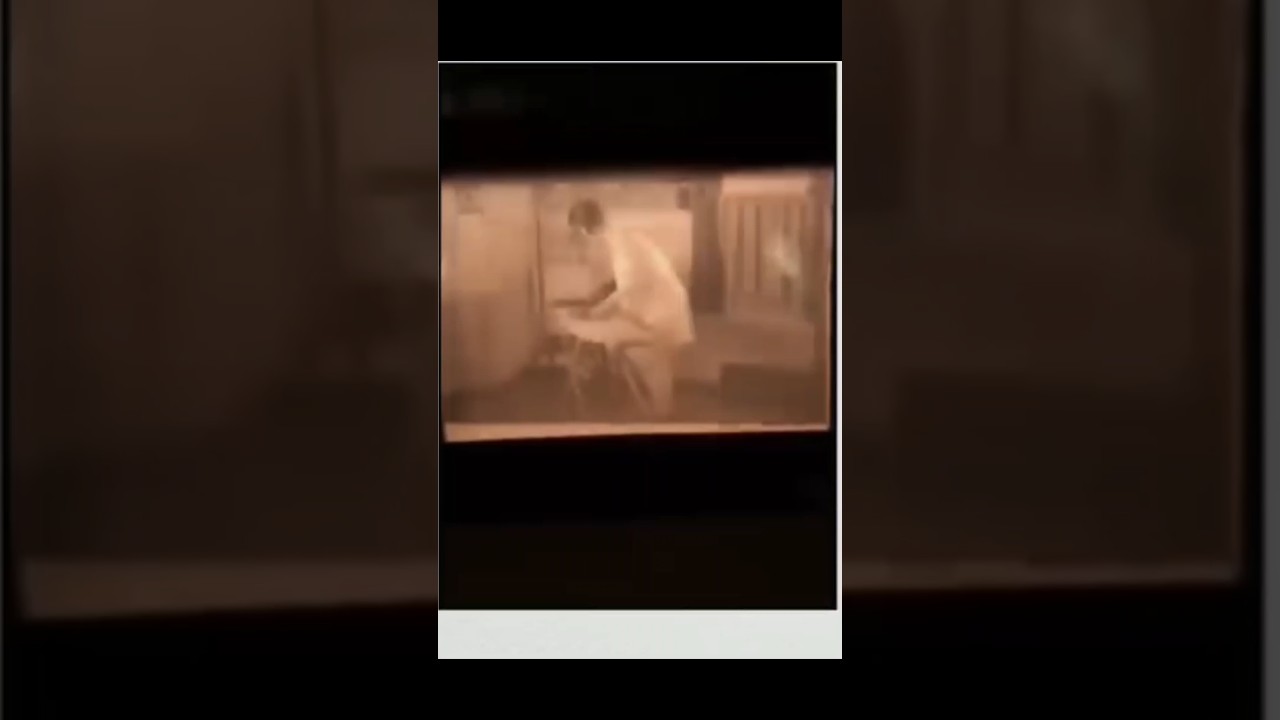 Was this the way movies were watched in earlier times? 😱