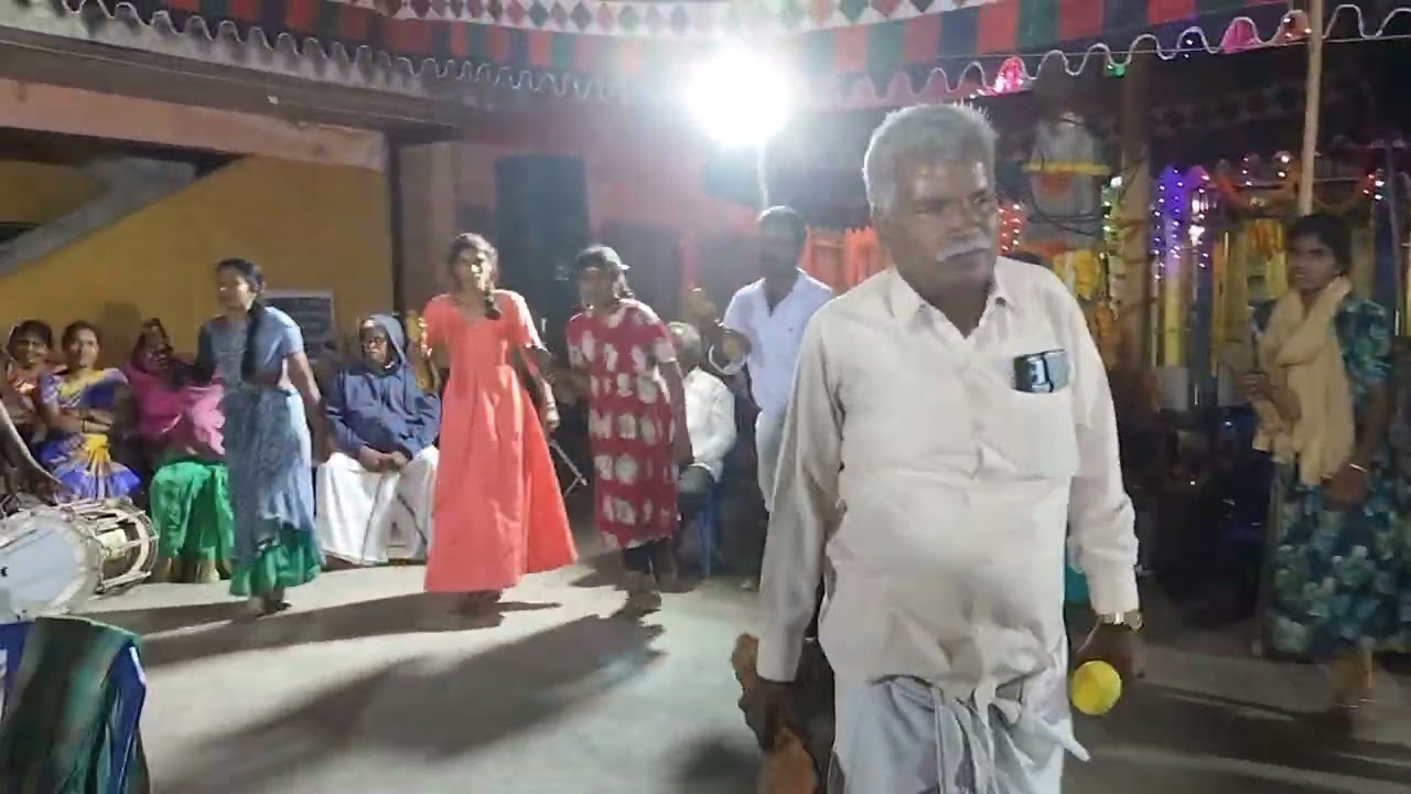 లేడంత పని చేశారా లక్ష్మణ లేడంత పని చేశారా ఇప్పుడుఏడేడులోకాలు 14భవనలుతిరుగయిన నేనుస్థిరాలక్ష్మణ 