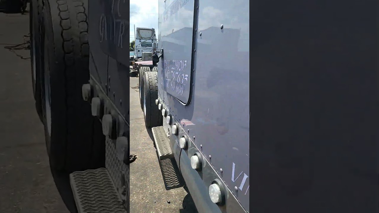 cab mount rubber replacement on 379 peterbilt