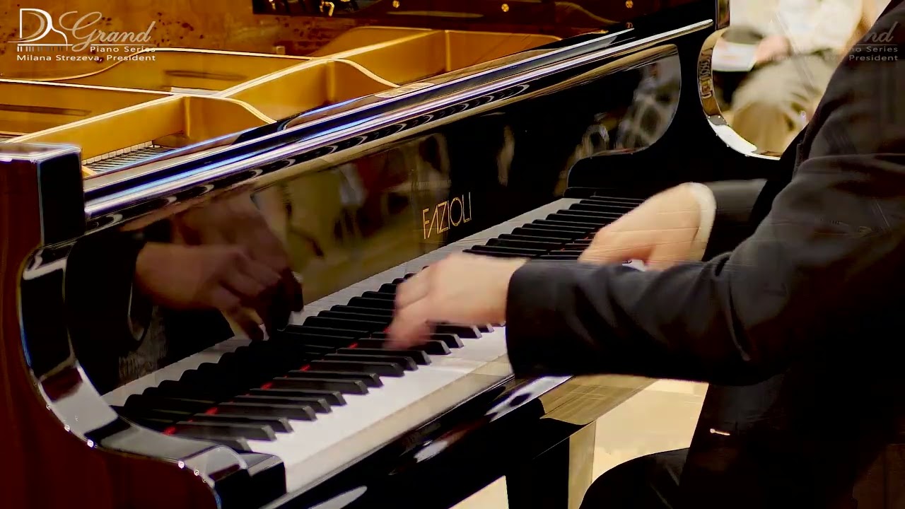 Victor Shlyakhtenko plays George Frideric Handel: Menuet in G minor, HWV 434/4 (Transc. W. Kempff)