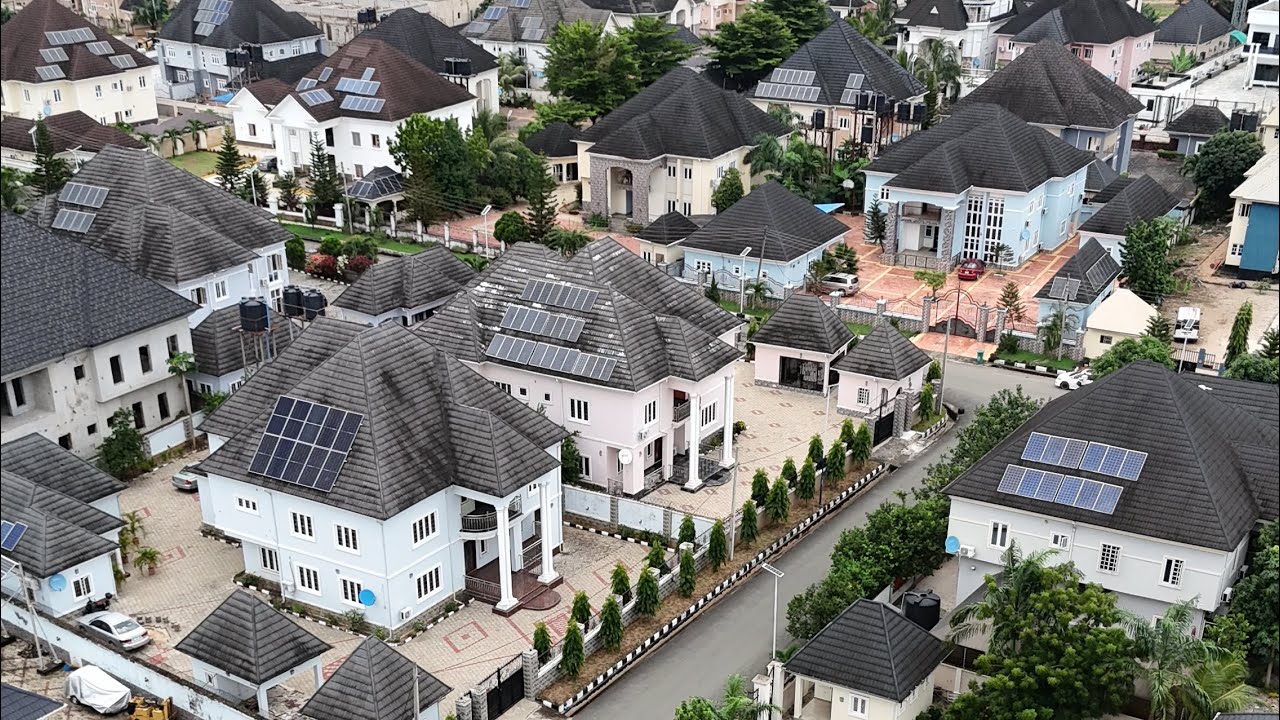 This Is Where The Wealthy and Rich Live In Owerri | Welcome To Nekede Exclusive Garden Estate Owerri