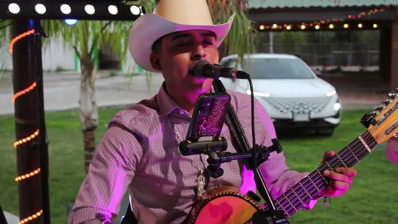 Los Chatos - El Cerro Responde (En Vivo)