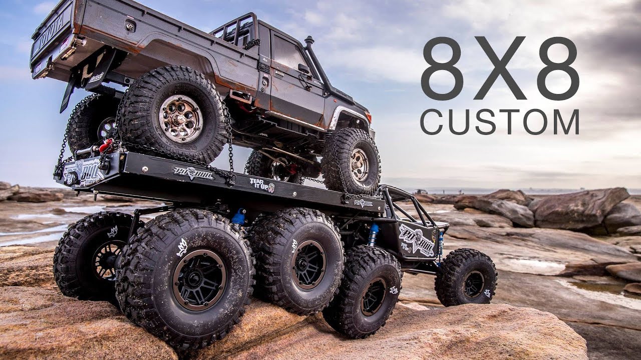 Axial Bomber 8X8 Custom RC build with Killer Bodies 79 Series on SCX10 II