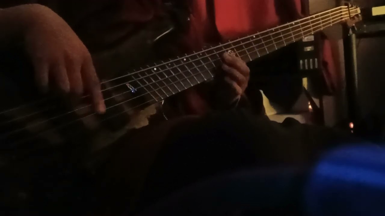 Bust a Move 2 Soundtrack -  Hello Kitty N! (PSX) (Bass Cover)