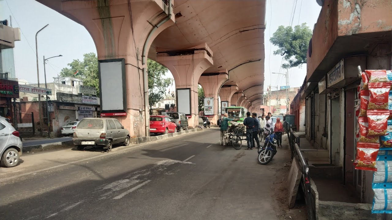 Durga pura Market, Heavy crowded road, Durgapura, Jaipur,Rajasthan