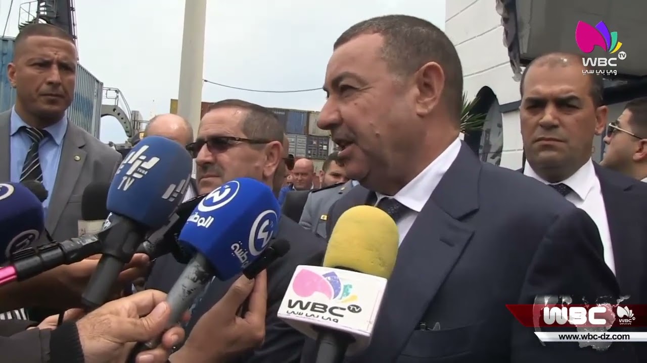 بجاية: وزير النقل في زيارة عمل وتفقد إلى ميناء بجاية