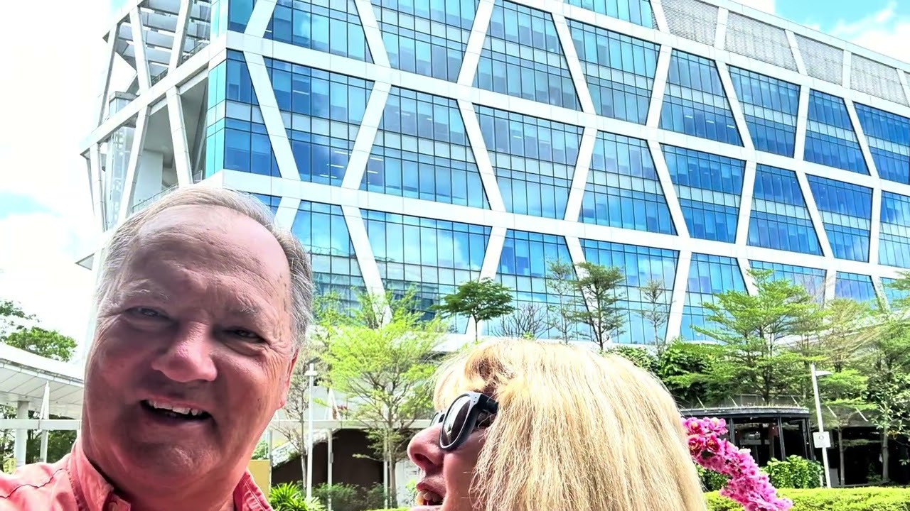 Singapore 2026. Boat key, Gotham Building with the Atlas Bar