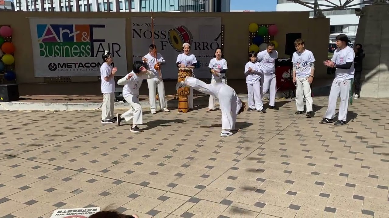 Capoeira Dendê de Maruô Toyota- Nosso Forró 11 anos