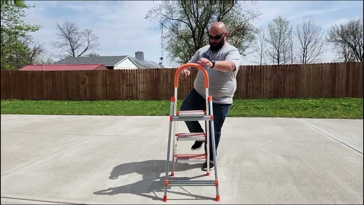 Use and Introduction of Folding Step Ladder